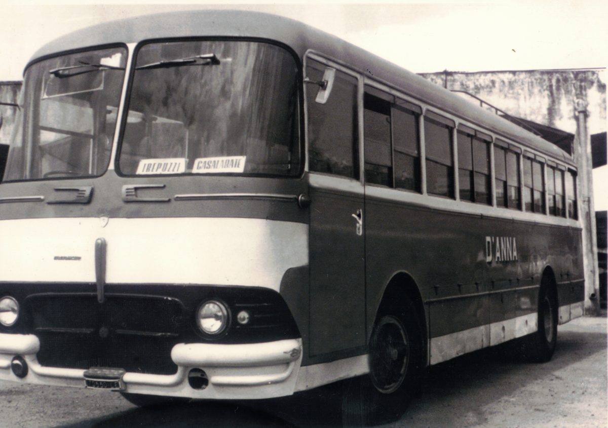 Noleggio Minibus con Conducente — Autoservizi D'Anna